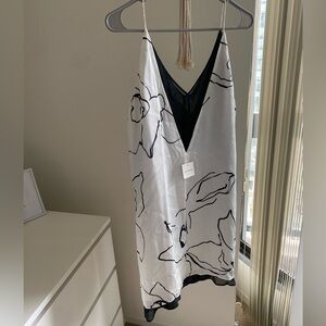 Club Monaco Double V Neck Dress Robe